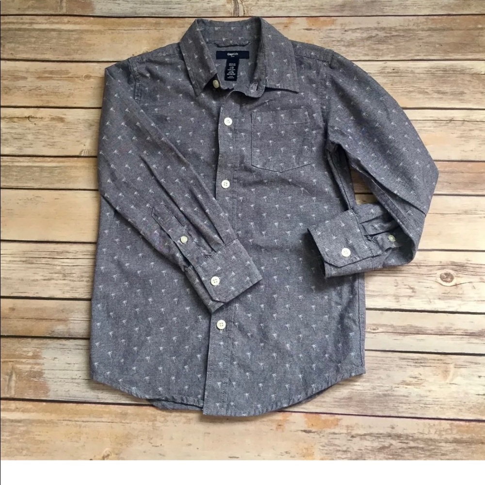 Gap kids boys button down long sleeve shirt Xs